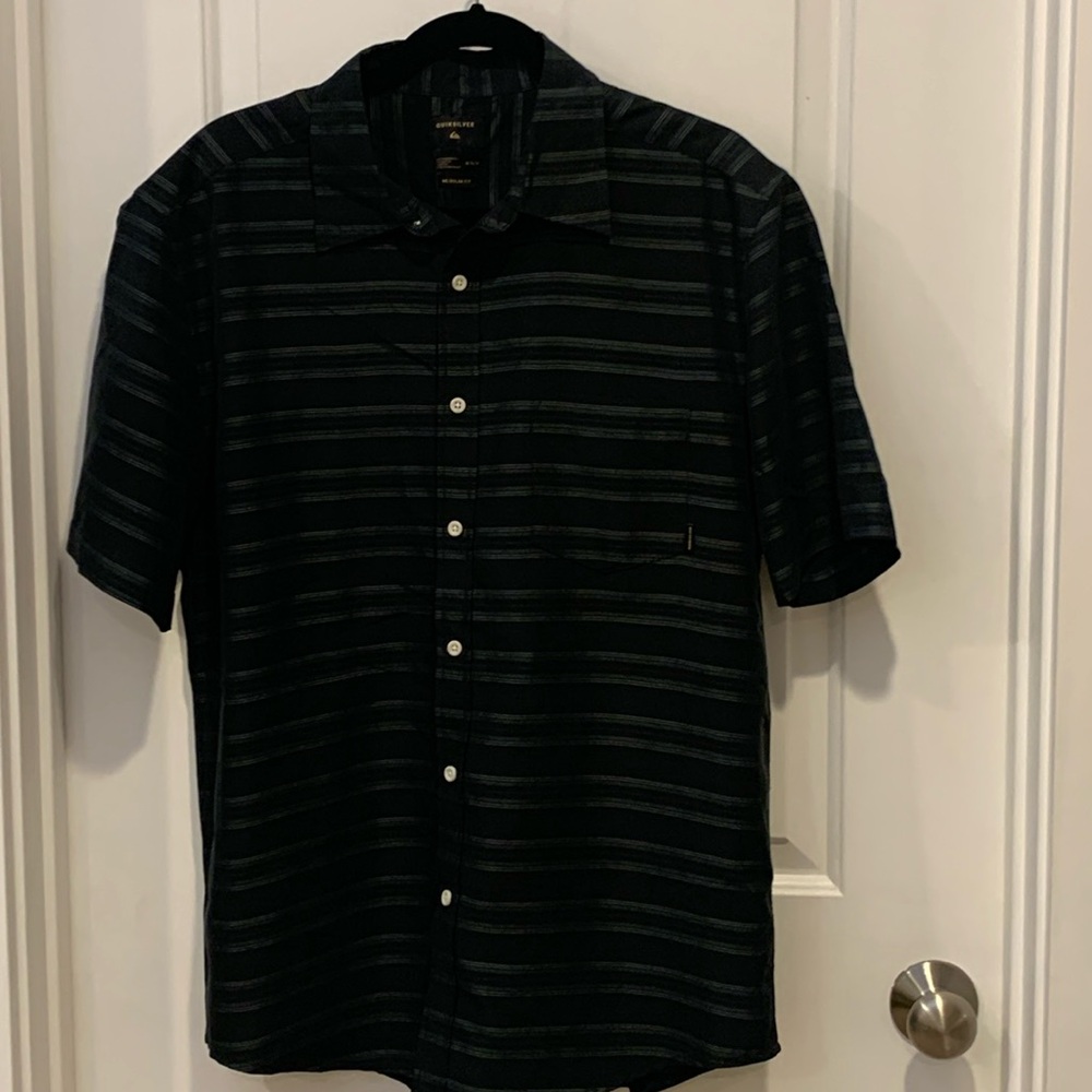 Quicksilver Men’s Button Down Size M - image 1
